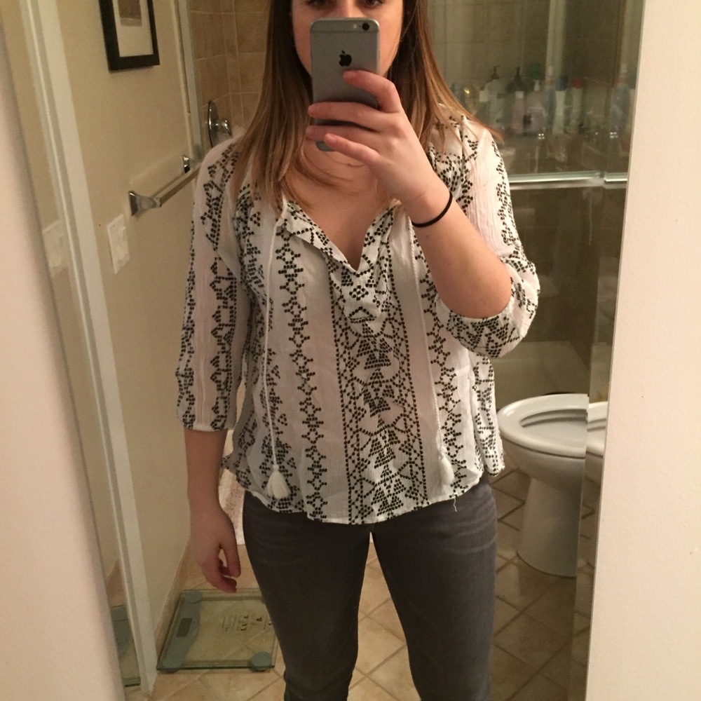 Patterned LOFT flowy tunic - Picture 2 of 4